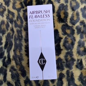 Charlotte Tilbury Airbrush Flawless Foundation in neutral